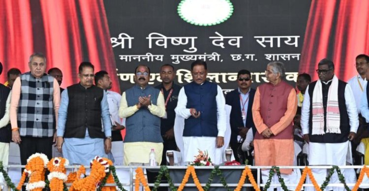मुख्यमंत्री विष्णुदेव साय ने 329 करोड़ रूपए से अधिक के विकास कार्यों का किया लोकार्पण-भूमिपूजन….