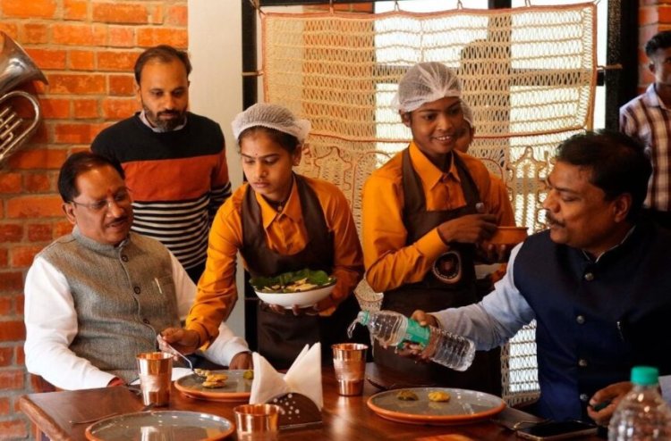 CG : मुख्यमंत्री साय ने ‘पंडुम कैफे’ का किया शुभारंभ, आत्मसमर्पित नक्सली करेंगे काम