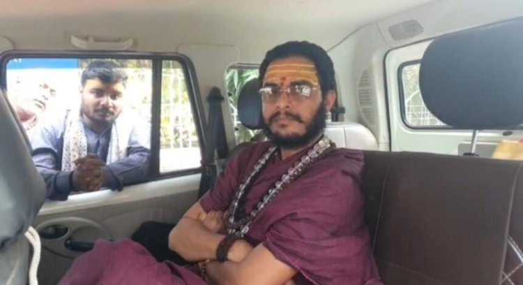 CG : सतनामी समाज पर अभद्र टिप्पणी मामले में कथावाचक आशुतोष चैतन्य महाराज को राहत, कोर्ट ने दी सशर्त जमानत