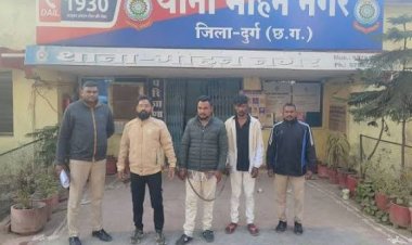 प्रतिबंधित दवाओं की तस्करी करने वाले 10 आरोपी गिरफ्तार