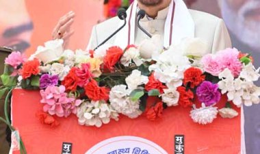 स्वास्थ्य शिविर सेवा और सामाजिक उत्तरदायित्व की मिसाल है - राज्यपाल डेका