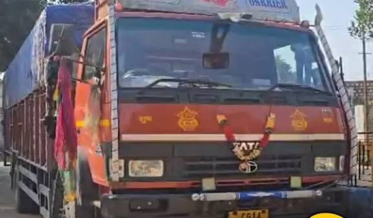 जशपुर में एक ड्राइवर ने दावा किया कि उससे 13 लाख रुपए की लूट हुई