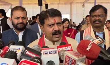 सड़क, पुल-पुलिया और नदियों के किनारे बम प्लांट करने वालों के लिए लोकतंत्र में कोई जगह नहीं: विजय शर्मा