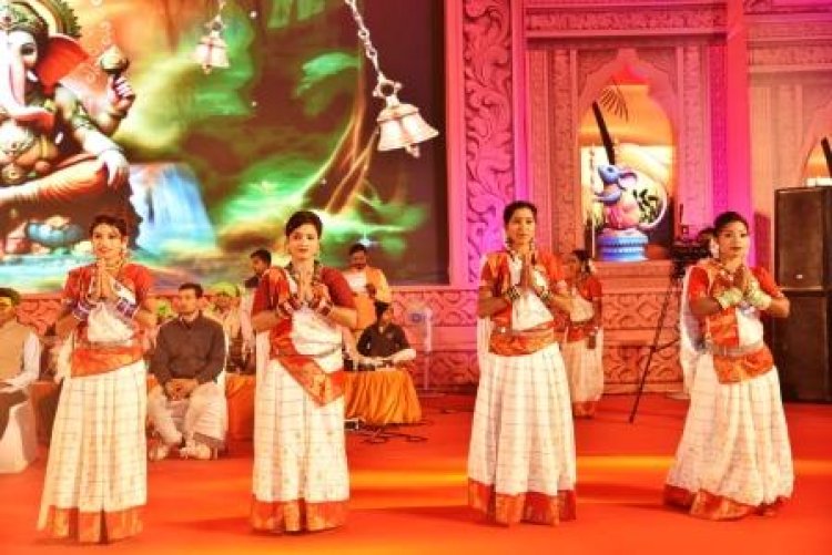 राजिम कुंभ कल्प में छत्तीसगढ़ी लोकसंस्कृति का उत्सव लोकमहक खल्लारी की प्रस्तुति पर थिरके दर्शक
