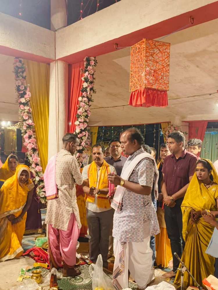 पाकरगाँव में अखंड विष्णु नाम यज्ञ का भव्य समापन: जिला पंचायत अध्यक्ष सालिक साय ने लिया आशीर्वाद