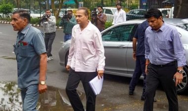 अनिल अंबानी के करीबी झुनझुनवाला और बापना गिरफ्तार, PMLA जांच तेज