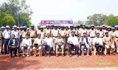 दुर्घटना बताकर नहीं अचानक आती है जीवन की रक्षा के लिए हेलमेट और सीट बेल्ट का करें उपयोग : कलेक्टर