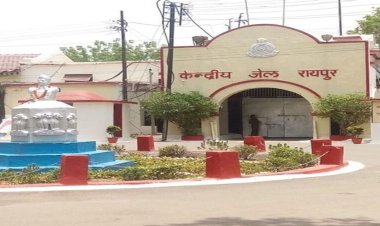 RAIPUR : सेंट्रल जेल में महिला कैदी ने काटी कलाई, लगे 8 टांके, चेकिंग के नाम पर प्रताड़ना का लगाया था आरोप