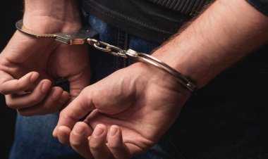 शिक्षक गिरफ्तार : गुरु बना हैवान, बलात्कार के आरोप में गिरफ्तार, शिक्षा विभाग ने तत्काल प्रभाव से किया निलंबित……