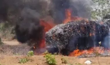 तेंदूपत्ता लोड ट्रक में लगी आग, अंतागढ़ के पास घटना