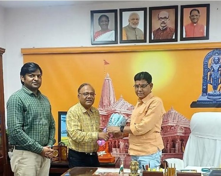 ​उच्च शिक्षा मंत्री से मिले कुलपति प्रो. दयाल