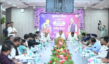 शासकीय योजनाओं का लाभ हर पात्र परिवार तक पहुंचे, प्रशासन संवेदनशीलता और जवाबदेही के साथ करे कार्य : मुख्यमंत्री श्री विष्णुदेव साय