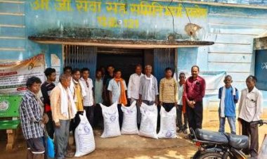 सरकार बनी किसानों की ताकत : जशपुर में रियायती दरों पर मिल रहे खाद-बीज, खेती हुई आसान