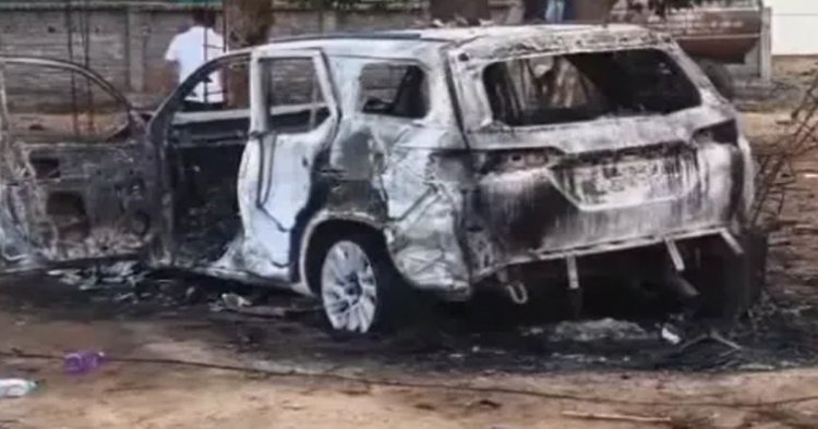 CG : रेत तस्करों ने पूर्व जनपद पंचायत उपाध्यक्ष और शिक्षक को जलाया जिंदा, दो की हालत गंभीर