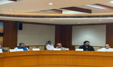 शिक्षा में AI का प्रभावी उपयोग और मजबूत परीक्षा प्रणाली समय की आवश्यकता : सांसद बृजमोहन अग्रवाल