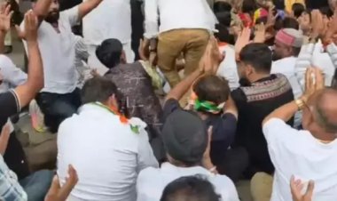 CHHATTISGARH : नकटी बुलडोजर कार्रवाई से उबाल, सैकड़ों ग्रामीण ओपी चौधरी के आवास पर पहुंचे