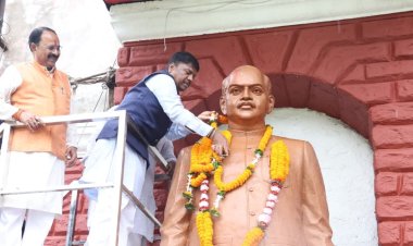 डॉ. श्यामा प्रसाद मुखर्जी की जयंती पर वन मंत्री कश्यप ने अर्पित की पुष्पांजलि