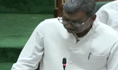 CG Assembly : राम मंदिर चंदा चोरी मामले में छत्तीसगढ़ विधानसभा में विपक्ष का हंगामा, सदन की कार्यवाही स्थगित