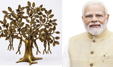 विश्व मंच पर छत्तीसगढ़ की सांस्कृतिक छाप: प्रधानमंत्री मोदी ने न्यूजीलैंड के प्रधानमंत्री को भेंट की बस्तर की ढोकरा ट्री ऑफ लाइफ शिल्पकृति