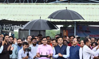 आधुनिक खेती का नया अध्याय: अब सहकारी समितियों के जरिए किसानों को मिलेगी 'ड्रोन स्प्रेयर' की सुविधा