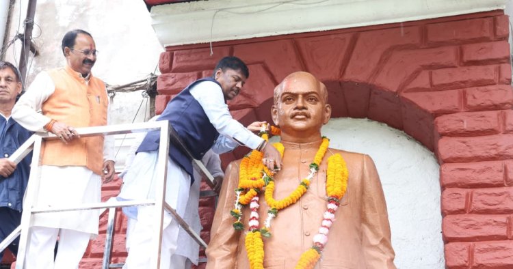 डॉ. श्यामा प्रसाद मुखर्जी की जयंती पर वन मंत्री कश्यप ने अर्पित की पुष्पांजलि