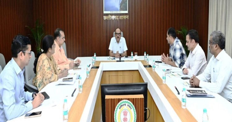 जल जीवन मिशन 2.0 छत्तीसगढ़ में ग्रामीण पेयजल योजनाओं के संचालन और रखरखाव नीति पर उच्च स्तरीय बैठक संपन्न