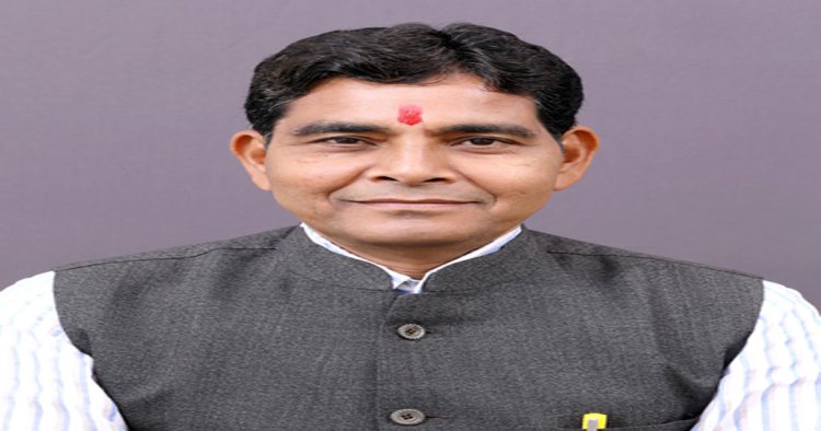 स्कूल सिर्फ किताबी ज्ञान के केंद्र नहीं, बल्कि बच्चों के सामाजिक-सांस्कृतिक विकास की धुरी - मंत्री वर्मा