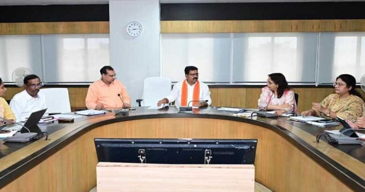छत्तीसगढ़ में एआई (AI) तकनीक से होगा पीएमजीएसवाई सड़कों का निरीक्षण- उप मुख्यमंत्री विजय शर्मा का बड़ा फैसला