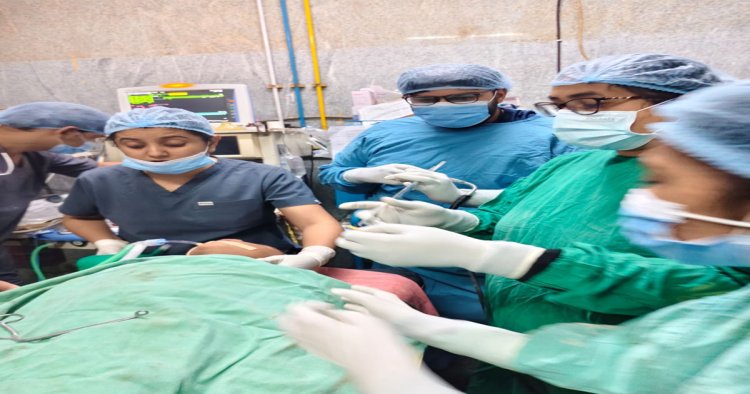 सिम्स बिलासपुर में डॉक्टरों का कमाल : 6 वर्षीय मासूम की आहार नली से सफलतापूर्वक निकाला गया सिक्का, बची जान