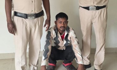 चोरी की बाइक बेचने की फिराक में घूम रहा था आरोपी, पुलिस ने दबोचा