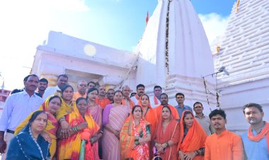 माँ नर्मदा के उद्गम स्थल अमरकंटक पहुंचकर कांवड़ यात्रा के शुभारंभ में शामिल हुईं विधायक गोमती साय