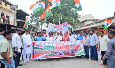 पत्थलगांव में गूंजा राष्ट्रभक्ति का जयघोष, विधायक गोमती साय हुईं भव्य तिरंगा यात्रा में शामिल