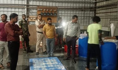रात 12 बजे वैद्य फूड पर प्रशासन की दबिश, 200 किलो पनीर जब्त