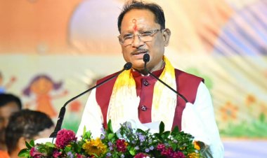 ग्रामीणों की मांग हुई पूरी, दुर्गा पूजा स्थल पर रंगमंच और हाई मास्ट लाइट की सौगात, मुख्यमंत्री श्री विष्णुदेव साय की विधायक निधि से से रंगमंच का निर्माण, ग्रामीणों ने जताया आभार