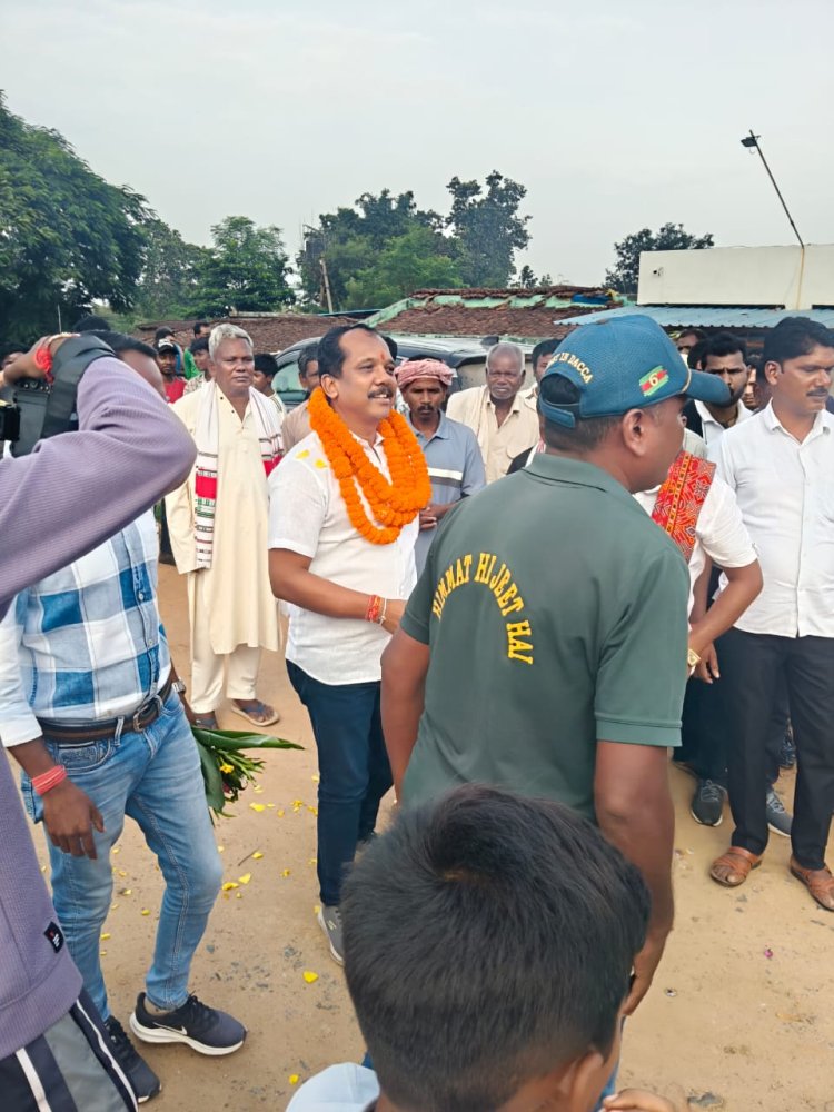बनगाँव बी में फुटबॉल प्रतियोगिता का भव्य समापन, मुख्य अतिथि सालिक साय ने खिलाड़ियों का बढ़ाया उत्साह