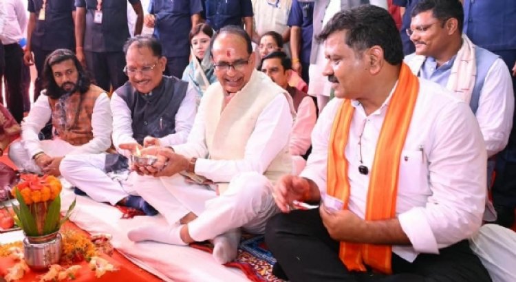 केंद्रीय मंत्री शिवराज सिंह चौहान और मुख्यमंत्री साय ने सक्ति जिले में 121.70 करोड़ रुपये के 38 विकास कार्यों का किया लोकार्पण एवं भूमिपूजन