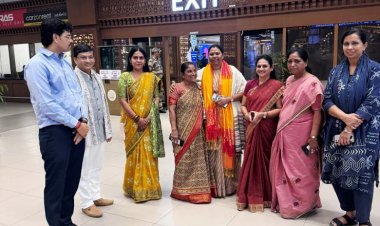 गुजरात प्रदेश सह-प्रभारी गोमती साय का अहमदाबाद एयरपोर्ट पर आत्मीय स्वागत