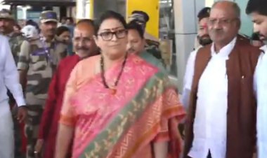 BREAKING : प्रदेश प्रभारी बनने के बाद पहली बार छत्तीसगढ़ पहुंची स्मृति ईरानी