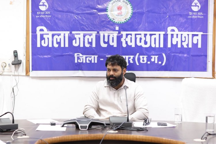 ई-ऑफिस के माध्यम से ही करें विभागीय कार्य, कलेक्टर ने दिए निर्देश